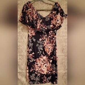 Petite Mini Sheath Dress.  Navy and Pink Floral Dress. 10P.